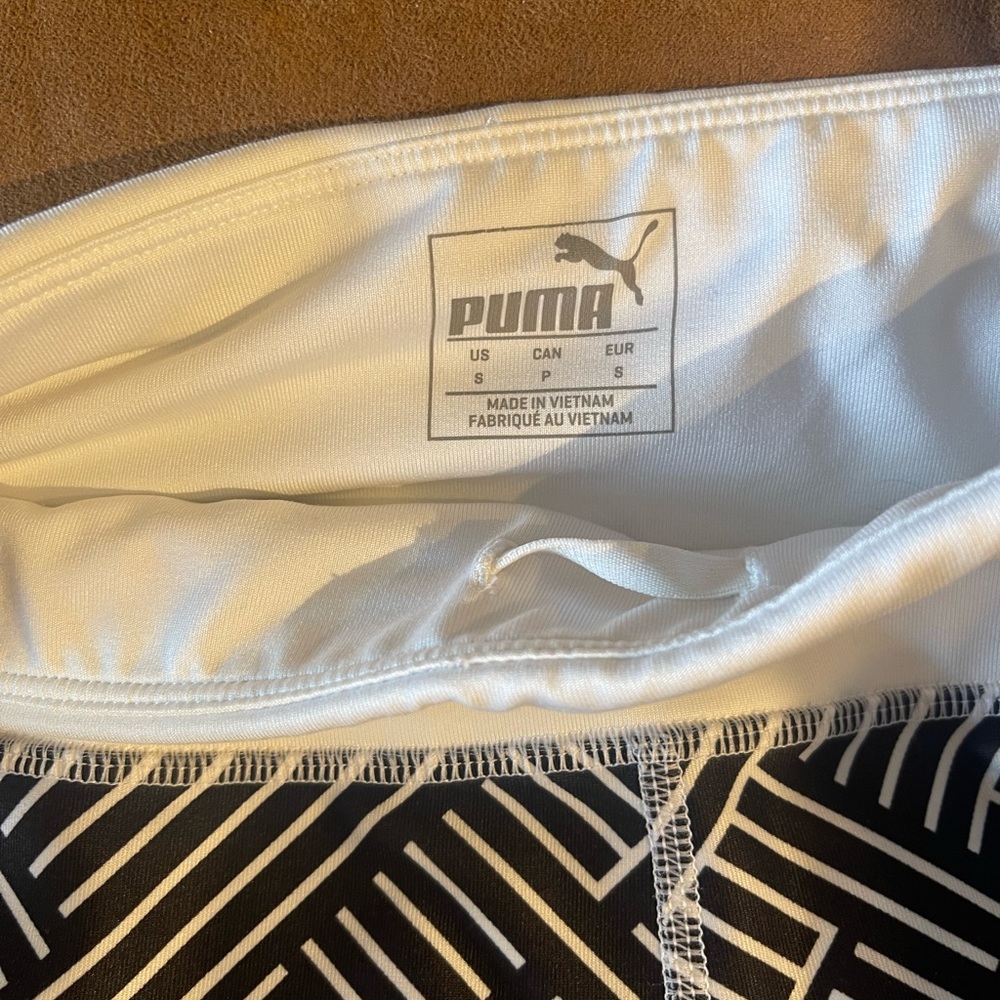 Small Puma Capris